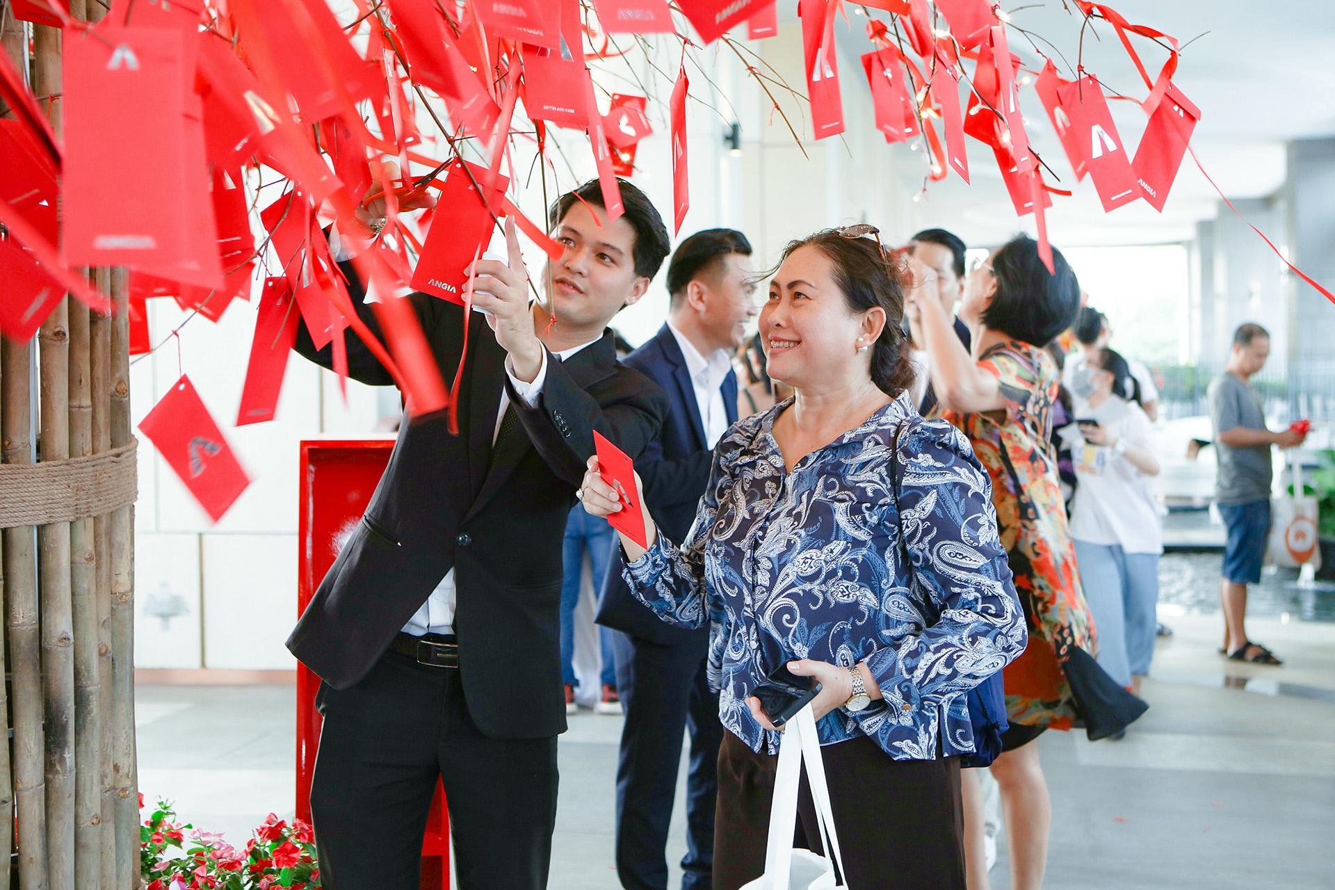 AN GIA CHÀO ĐÓN CƯ DÂN RIVER PANORAMA TRỞ VỀ 