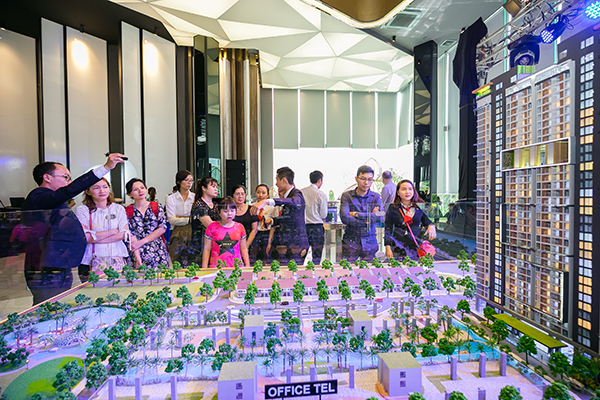 INFO TV: BẤT ĐỘNG SẢN HẠNG SANG TẠI TP.HCM